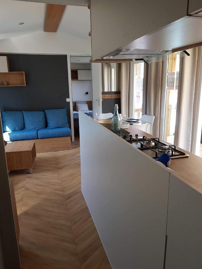Mobilhome La Carabasse Vias Exterior foto